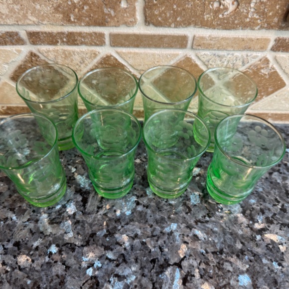 Rare Set of 8 Dunbar Floral Etched Uranium Glass Tumblers GORGEOUS - Picture 15 of 16